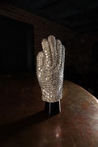MICHAEL JACKSON’S VICTORY TOUR CRYSTAL GLOVE HEADS TO $4 MILLION MUSIC MEMORABILIA AUCTION