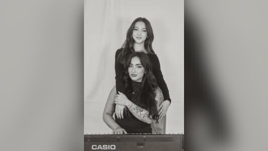 Wong sisters turn family bond into vocal coaching partnership as Alyssa releases debut single