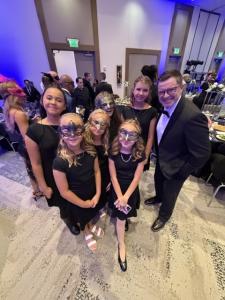 Voice coach Matt Berthot’s new children’s choir steals the show at BetterALife’s record-breaking gala